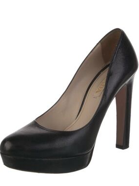 PRADA BLACK PUMPS